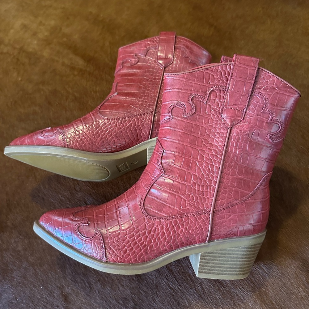 MIA Red Croc-Embossed Ankle Booties